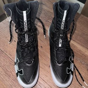 Uder Armour Highlight Football cleats